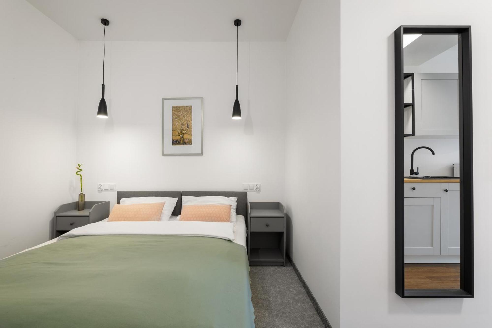Apartamenty Wczasowa - Komfort Z Narciarnia Kudowa-Zdroj Ruang foto