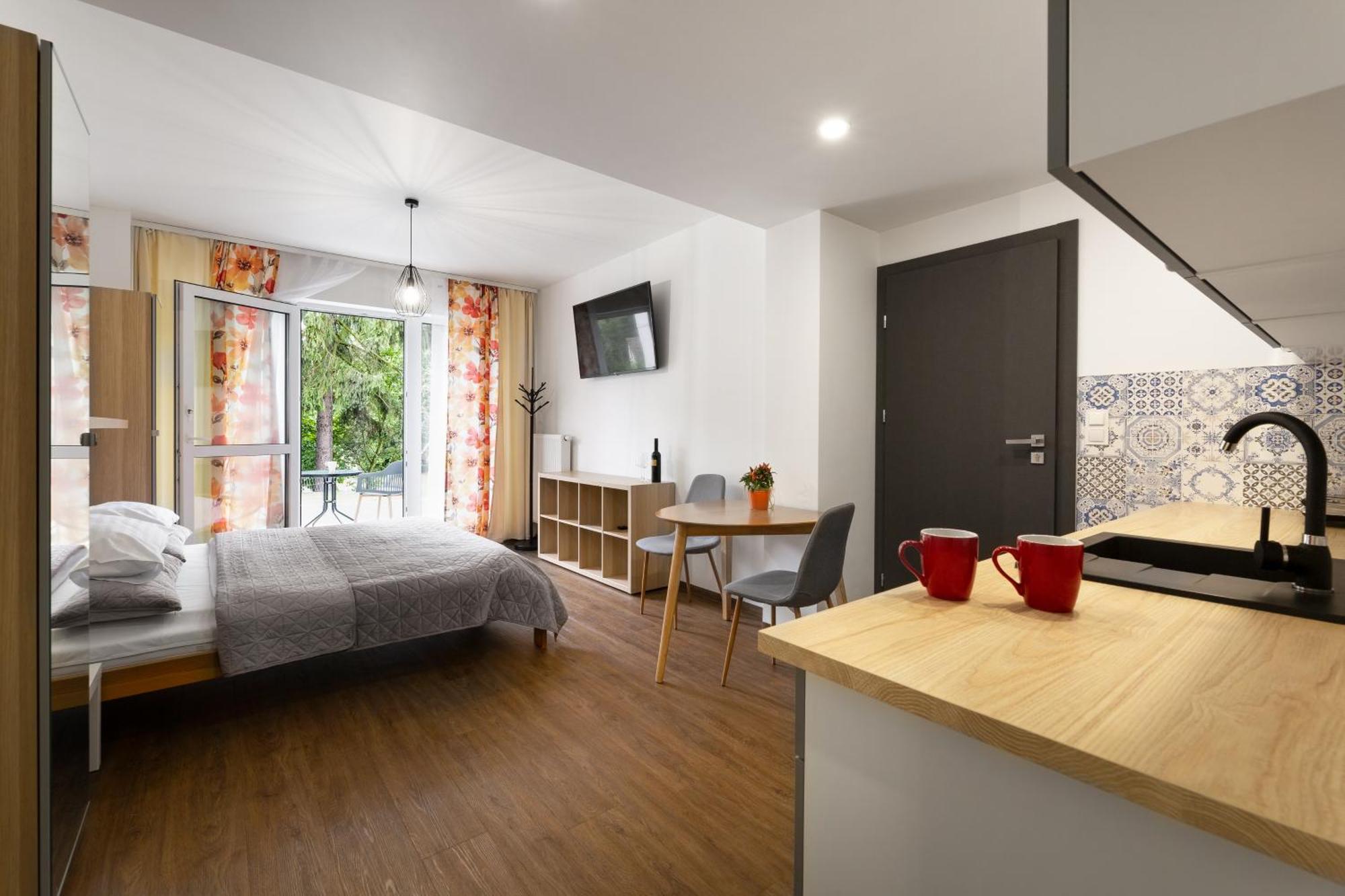 Apartamenty Wczasowa - Komfort Z Narciarnia Kudowa-Zdroj Ruang foto