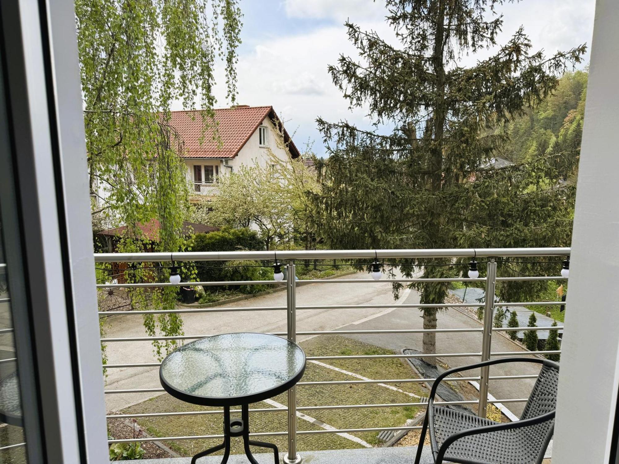 Apartamenty Wczasowa - Komfort Z Narciarnia Kudowa-Zdroj Bagian luar foto